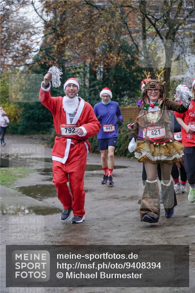 07.12.2025 - St. Pauli X-Mass-Run No. 15 Michael Burmester http://msf.ph/oto/9408394 07.12.2025 09:43:44 Laufen 15, 792, 0, 443, 15, 421, 62 meine-sportfotos.de