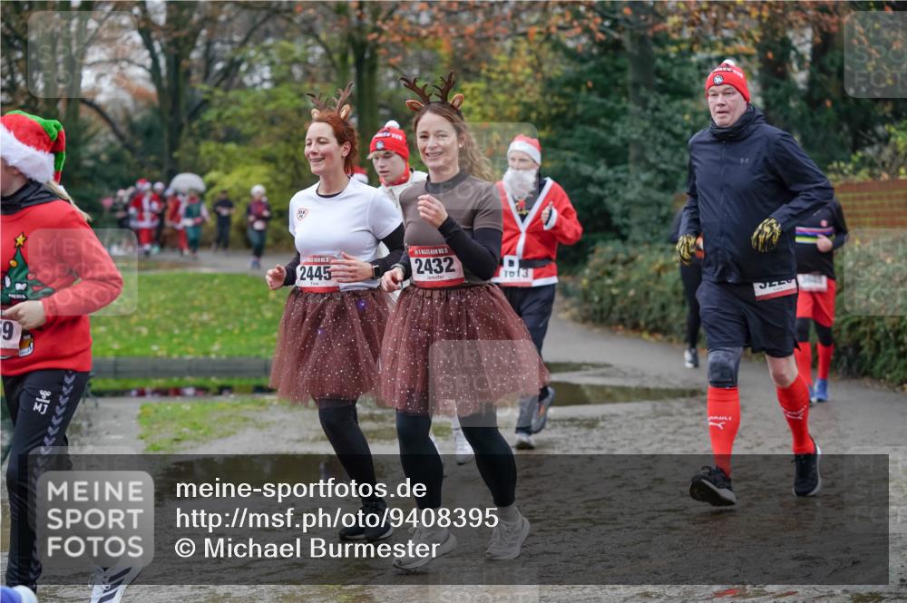 07.12.2025 - St. Pauli X-Mass-Run No. 15 Michael Burmester http://msf.ph/oto/9408395 07.12.2025 11:26:14 Laufen 19, 2445, 15, 2432, 3 meine-sportfotos.de