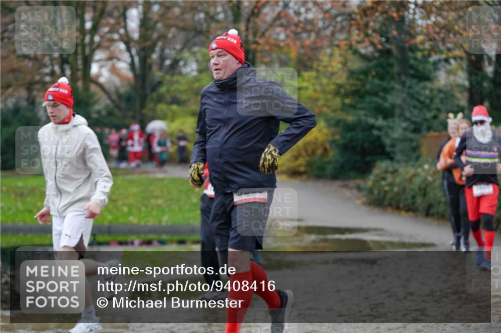 07.12.2025 - St. Pauli X-Mass-Run No. 15 Michael Burmester http://msf.ph/oto/9408416 07.12.2025 11:26:15 Laufen  meine-sportfotos.de