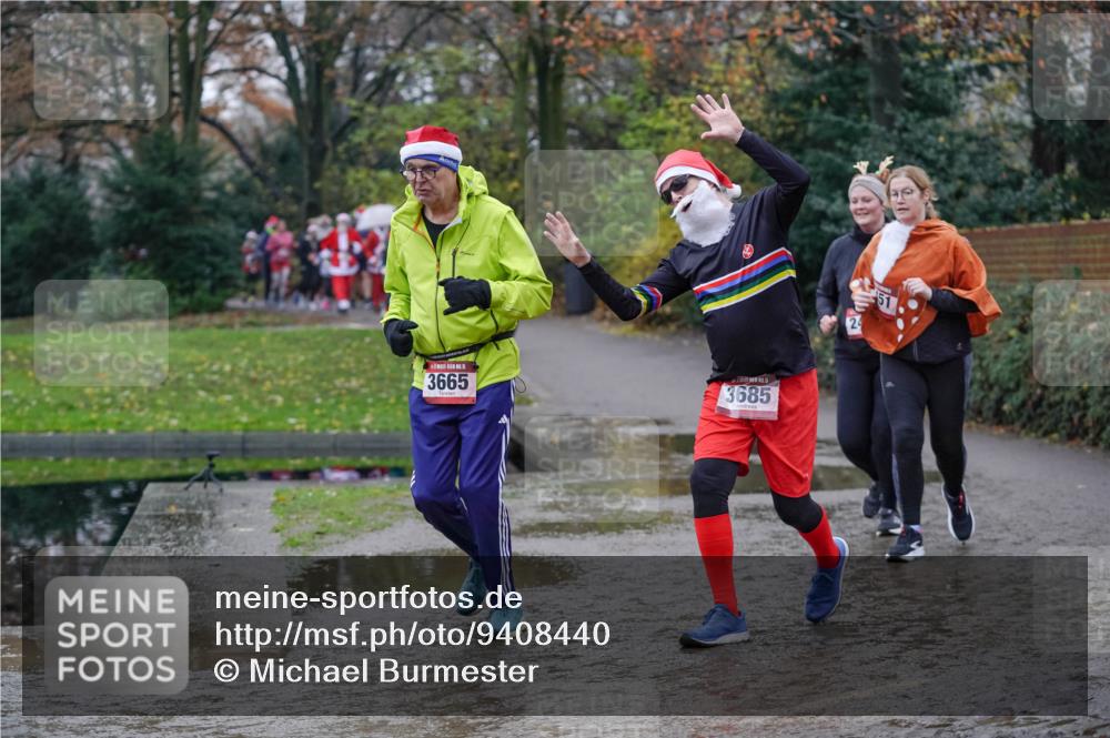 07.12.2025 - St. Pauli X-Mass-Run No. 15 Michael Burmester http://msf.ph/oto/9408440 07.12.2025 11:26:17 Laufen 15, 3665, 15, 3685, 24 meine-sportfotos.de