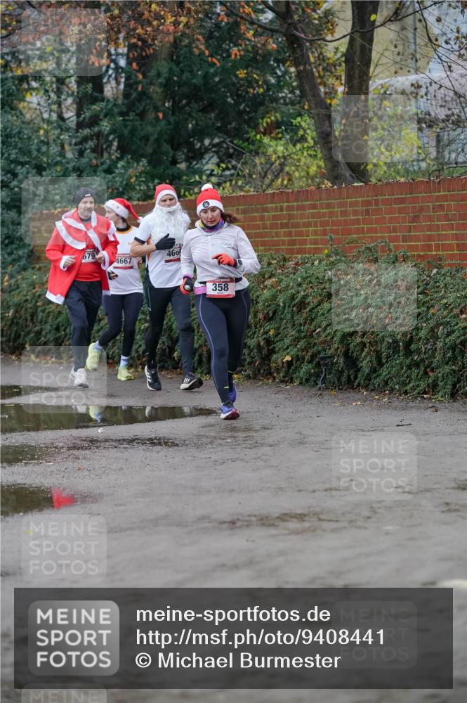 07.12.2025 - St. Pauli X-Mass-Run No. 15 Michael Burmester http://msf.ph/oto/9408441 07.12.2025 09:43:50 Laufen 679, 460, 4667, 358 meine-sportfotos.de