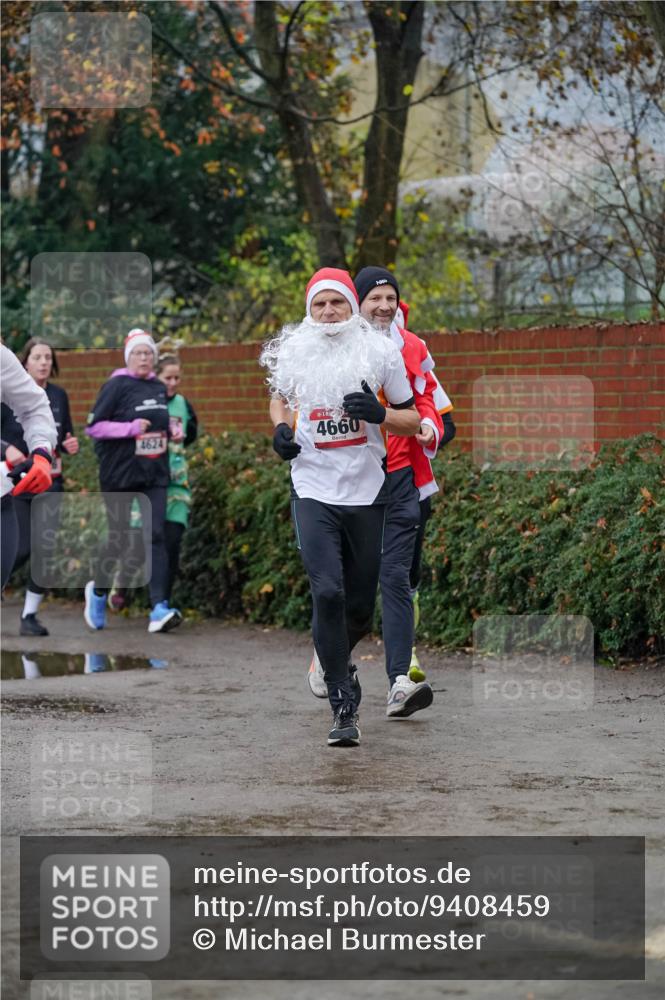 07.12.2025 - St. Pauli X-Mass-Run No. 15 Michael Burmester http://msf.ph/oto/9408459 07.12.2025 09:43:52 Laufen 4624, 4660 meine-sportfotos.de