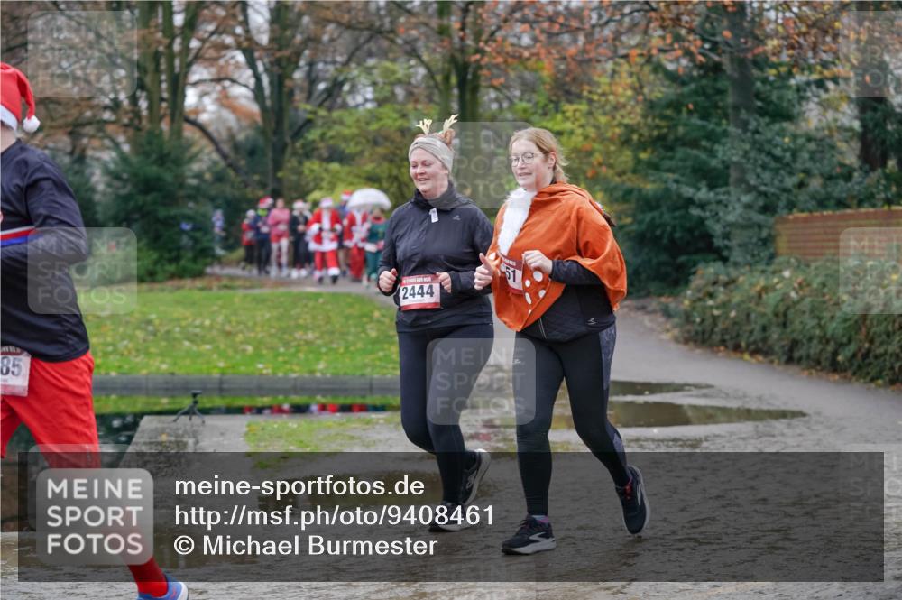 07.12.2025 - St. Pauli X-Mass-Run No. 15 Michael Burmester http://msf.ph/oto/9408461 07.12.2025 11:26:18 Laufen 85, 2444 meine-sportfotos.de