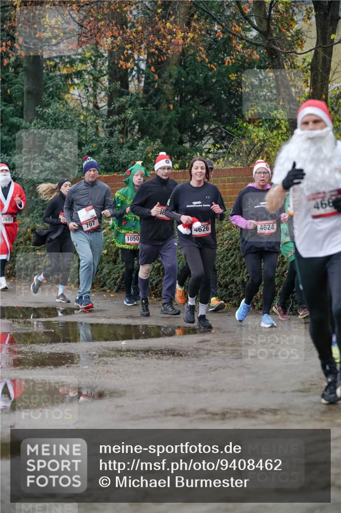 07.12.2025 - St. Pauli X-Mass-Run No. 15 Michael Burmester http://msf.ph/oto/9408462 07.12.2025 09:43:53 Laufen 2691, 707, 1050, 4626, 4624, 466 meine-sportfotos.de