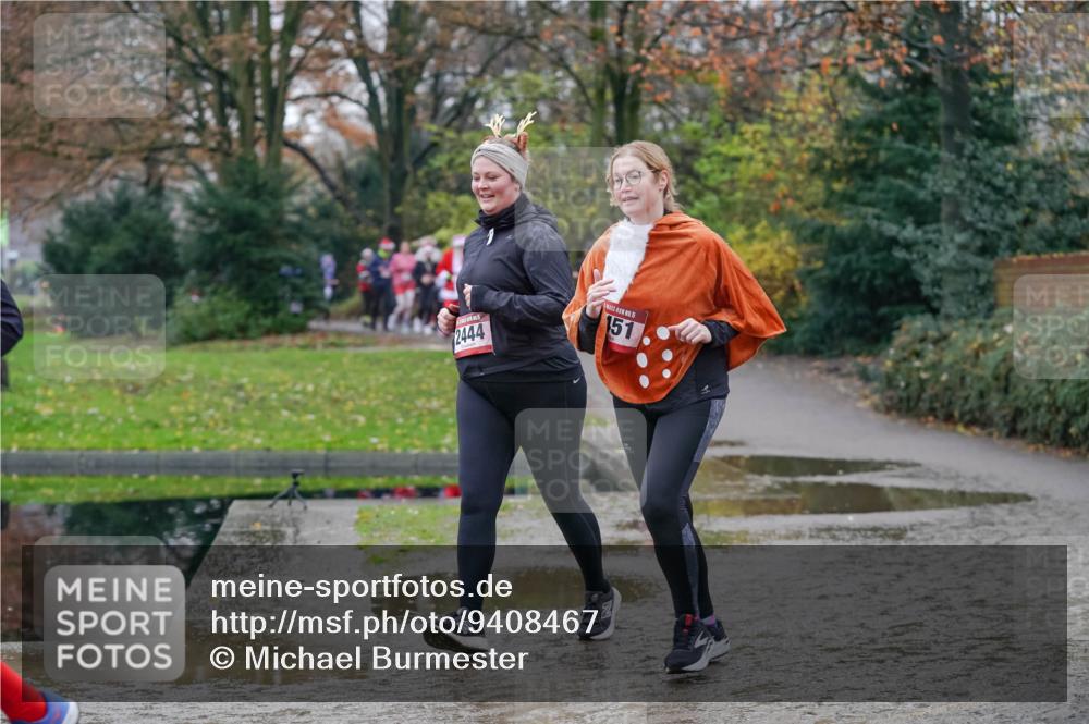 07.12.2025 - St. Pauli X-Mass-Run No. 15 Michael Burmester http://msf.ph/oto/9408467 07.12.2025 11:26:18 Laufen 2444, 15, 151 meine-sportfotos.de