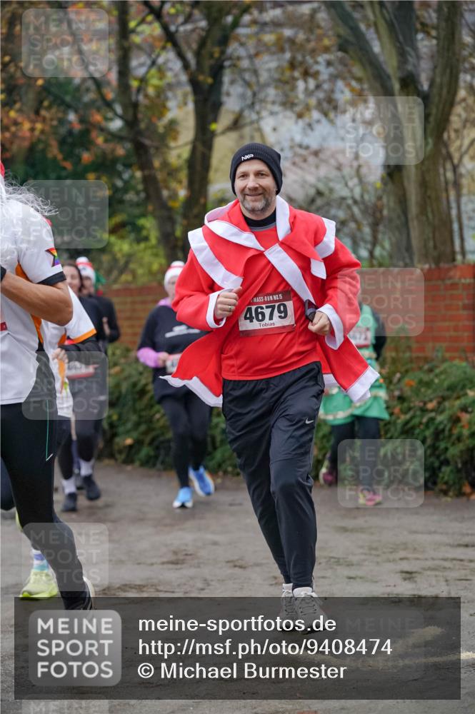 07.12.2025 - St. Pauli X-Mass-Run No. 15 Michael Burmester http://msf.ph/oto/9408474 07.12.2025 09:43:54 Laufen 15, 4679 meine-sportfotos.de