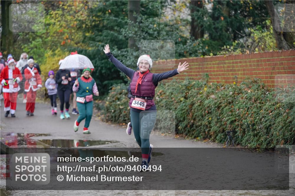 07.12.2025 - St. Pauli X-Mass-Run No. 15 Michael Burmester http://msf.ph/oto/9408494 07.12.2025 11:26:26 Laufen 3843, 3445 meine-sportfotos.de