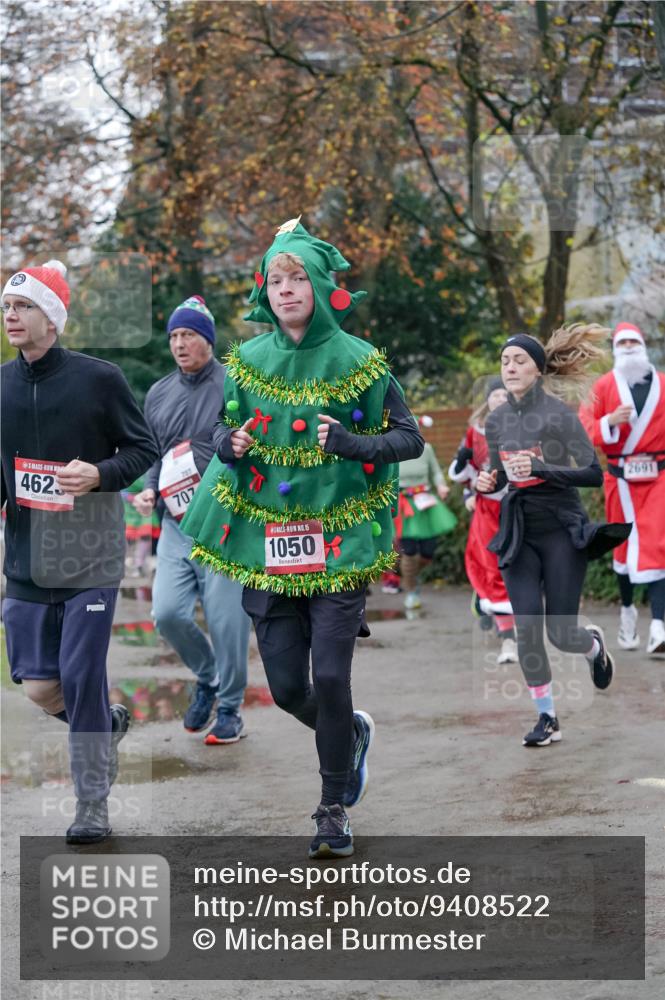 07.12.2025 - St. Pauli X-Mass-Run No. 15 Michael Burmester http://msf.ph/oto/9408522 07.12.2025 09:43:58 Laufen 4623, 707, 15, 1050, 2691 meine-sportfotos.de