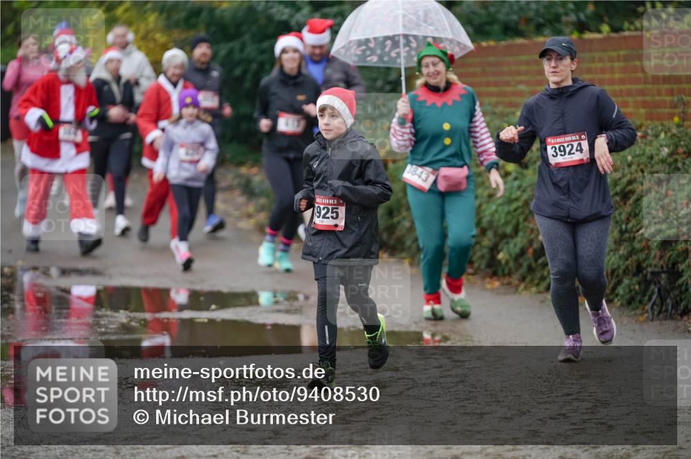 07.12.2025 - St. Pauli X-Mass-Run No. 15 Michael Burmester http://msf.ph/oto/9408530 07.12.2025 11:26:28 Laufen 613, 15, 925, 3843, 01, 3924 meine-sportfotos.de