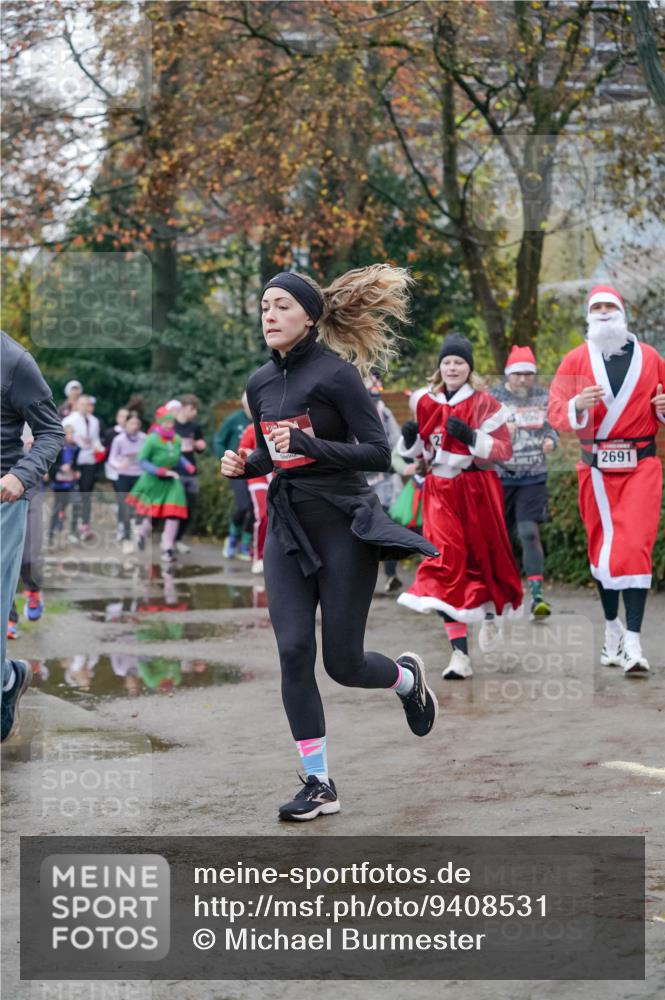 07.12.2025 - St. Pauli X-Mass-Run No. 15 Michael Burmester http://msf.ph/oto/9408531 07.12.2025 09:43:59 Laufen 950, 2691 meine-sportfotos.de
