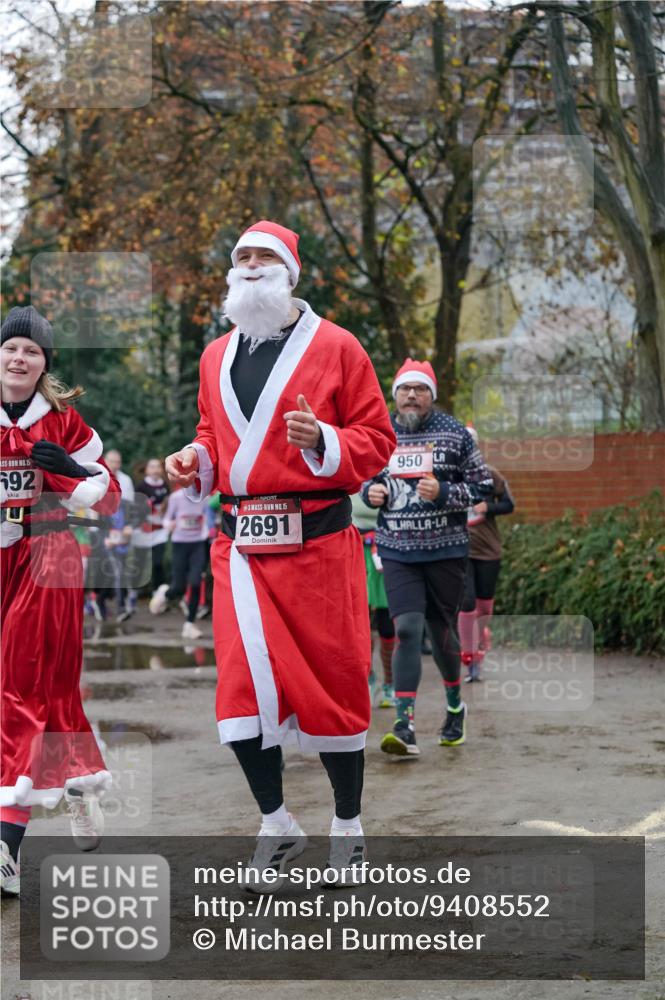 07.12.2025 - St. Pauli X-Mass-Run No. 15 Michael Burmester http://msf.ph/oto/9408552 07.12.2025 09:44:01 Laufen 15, 92, 15, 2691, 950 meine-sportfotos.de