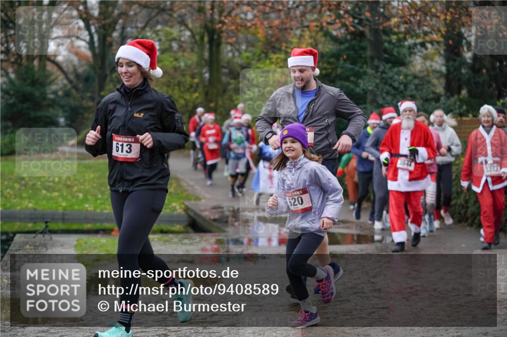 07.12.2025 - St. Pauli X-Mass-Run No. 15 Michael Burmester http://msf.ph/oto/9408589 07.12.2025 11:26:35 Laufen 15, 613, 15, 620, 3844, 3842 meine-sportfotos.de