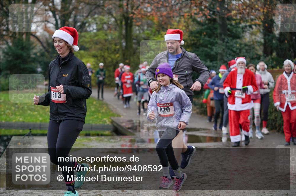 07.12.2025 - St. Pauli X-Mass-Run No. 15 Michael Burmester http://msf.ph/oto/9408592 07.12.2025 11:26:35 Laufen 613, 15, 620, 3841, 3842 meine-sportfotos.de