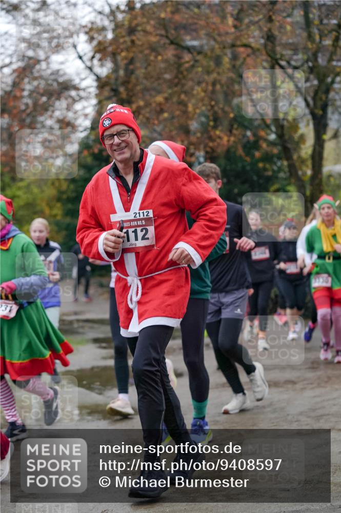 07.12.2025 - St. Pauli X-Mass-Run No. 15 Michael Burmester http://msf.ph/oto/9408597 07.12.2025 09:44:06 Laufen 231, 2112, 15, 112 meine-sportfotos.de