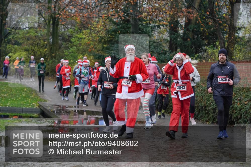 07.12.2025 - St. Pauli X-Mass-Run No. 15 Michael Burmester http://msf.ph/oto/9408602 07.12.2025 11:26:37 Laufen 970, 3844, 3507, 324, 3842, 3926 meine-sportfotos.de
