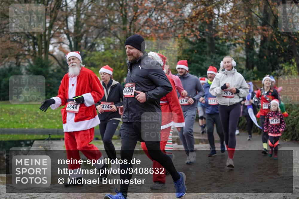 07.12.2025 - St. Pauli X-Mass-Run No. 15 Michael Burmester http://msf.ph/oto/9408632 07.12.2025 11:26:39 Laufen 3844, 3245, 3926, 214, 324, 2075, 3510 meine-sportfotos.de