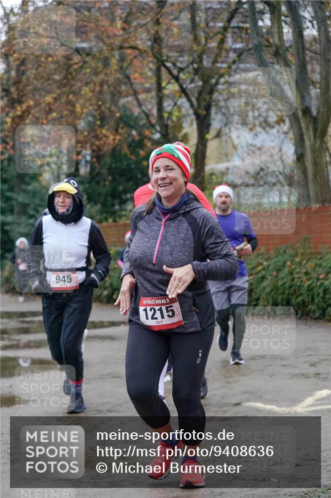 07.12.2025 - St. Pauli X-Mass-Run No. 15 Michael Burmester http://msf.ph/oto/9408636 07.12.2025 09:44:11 Laufen 945, 15, 1215 meine-sportfotos.de