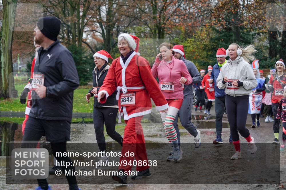 07.12.2025 - St. Pauli X-Mass-Run No. 15 Michael Burmester http://msf.ph/oto/9408638 07.12.2025 11:26:40 Laufen 1926, 3842, 2970, 20, 3507, 35 meine-sportfotos.de