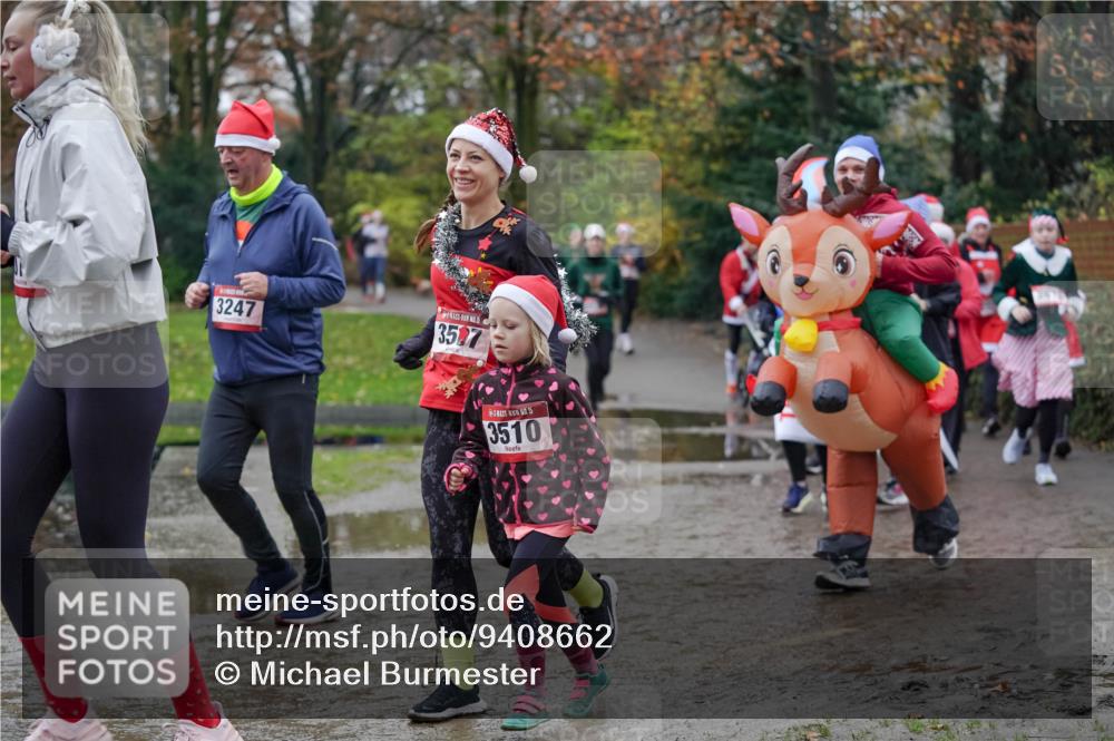 07.12.2025 - St. Pauli X-Mass-Run No. 15 Michael Burmester http://msf.ph/oto/9408662 07.12.2025 11:26:42 Laufen 3247, 15, 3507, 15, 3510 meine-sportfotos.de