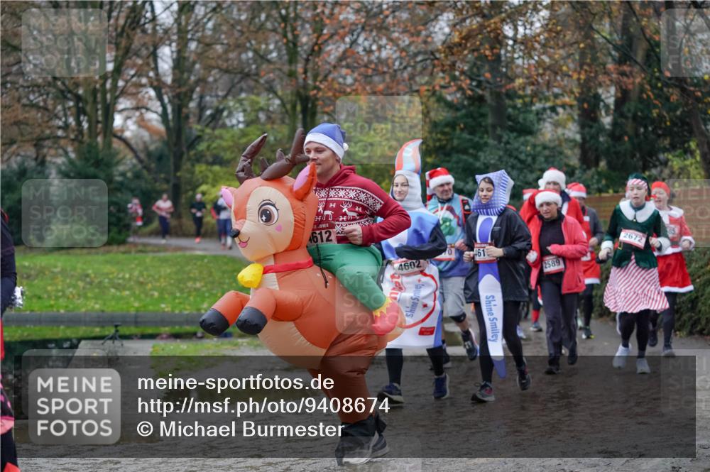 07.12.2025 - St. Pauli X-Mass-Run No. 15 Michael Burmester http://msf.ph/oto/9408674 07.12.2025 11:26:43 Laufen 15, 612, 4602, 461, 2589, 2672 meine-sportfotos.de