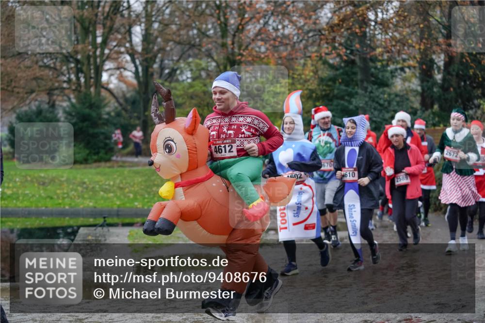 07.12.2025 - St. Pauli X-Mass-Run No. 15 Michael Burmester http://msf.ph/oto/9408676 07.12.2025 11:26:43 Laufen 5, 4612, 602, 670, 610, 2589, 1001, 2672 meine-sportfotos.de