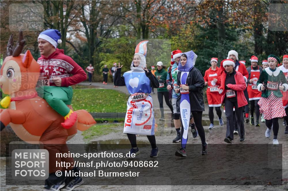 07.12.2025 - St. Pauli X-Mass-Run No. 15 Michael Burmester http://msf.ph/oto/9408682 07.12.2025 11:26:43 Laufen 1612, 4602, 34, 26, 2210, 2589, 418, 2672 meine-sportfotos.de
