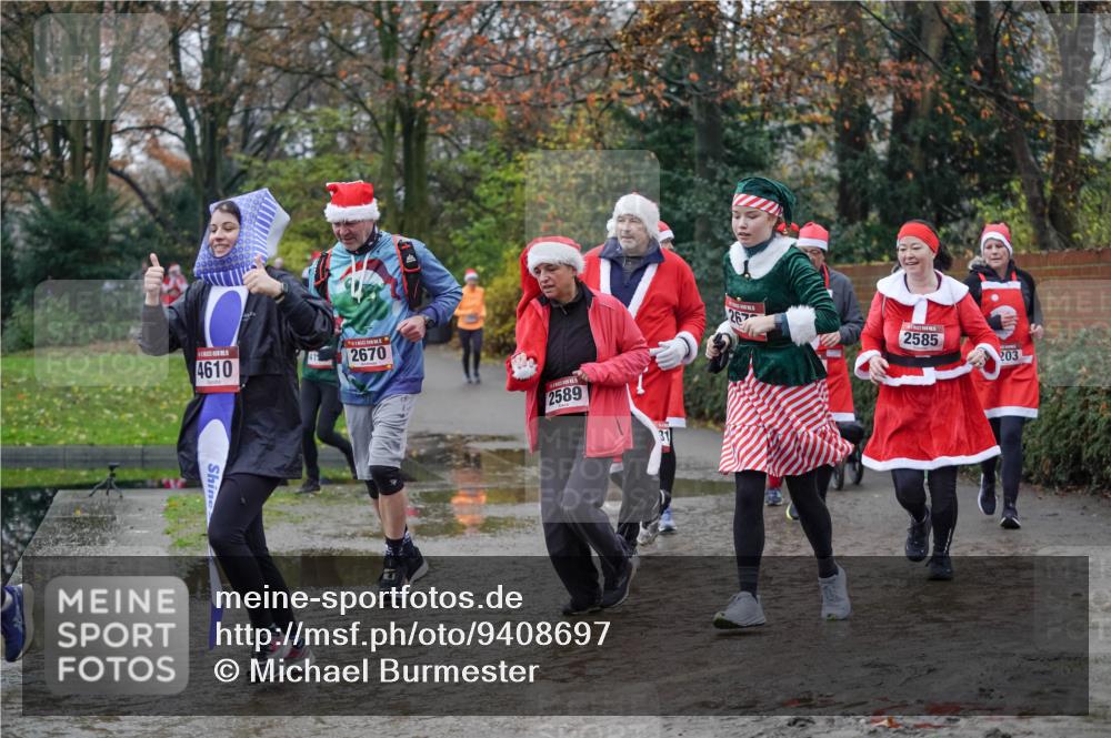 07.12.2025 - St. Pauli X-Mass-Run No. 15 Michael Burmester http://msf.ph/oto/9408697 07.12.2025 11:26:44 Laufen 4610, 2670, 2589, 31, 267, 2585, 203 meine-sportfotos.de