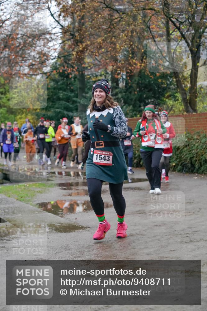 07.12.2025 - St. Pauli X-Mass-Run No. 15 Michael Burmester http://msf.ph/oto/9408711 07.12.2025 09:44:20 Laufen 15, 1543, 970 meine-sportfotos.de