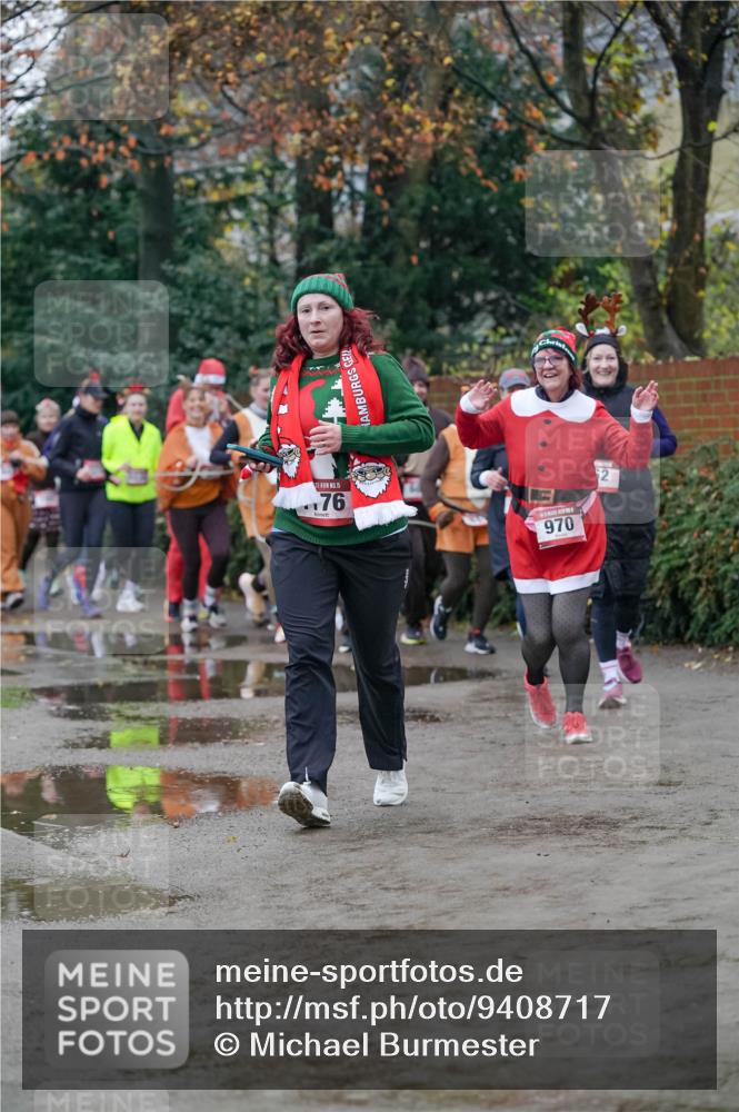 07.12.2025 - St. Pauli X-Mass-Run No. 15 Michael Burmester http://msf.ph/oto/9408717 07.12.2025 09:44:21 Laufen 15, 76, 970, 2 meine-sportfotos.de