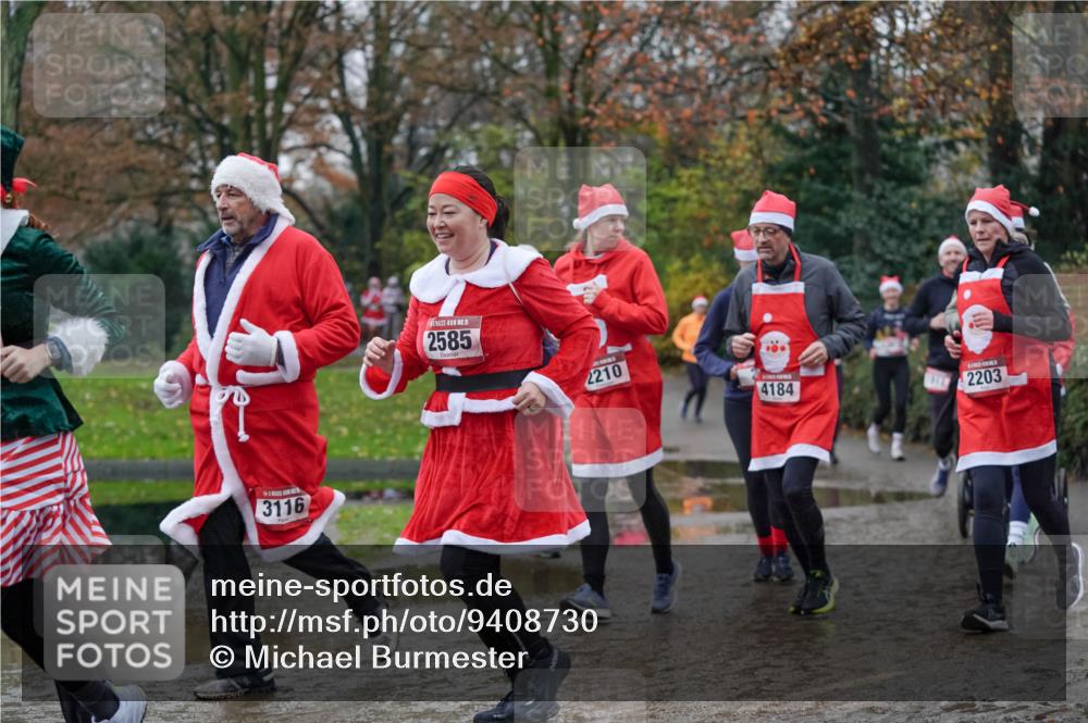 07.12.2025 - St. Pauli X-Mass-Run No. 15 Michael Burmester http://msf.ph/oto/9408730 07.12.2025 11:26:46 Laufen 3116, 15, 2585, 2210, 4184, 2203 meine-sportfotos.de