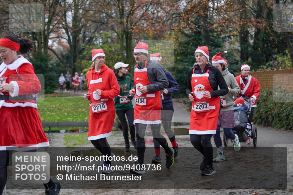 07.12.2025 - St. Pauli X-Mass-Run No. 15 Michael Burmester http://msf.ph/oto/9408736 07.12.2025 11:26:47 Laufen 4134, 2210, 4184, 15, 2203, 1815 meine-sportfotos.de