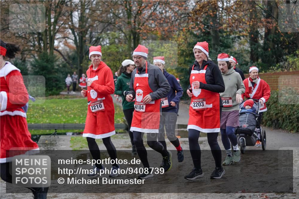 07.12.2025 - St. Pauli X-Mass-Run No. 15 Michael Burmester http://msf.ph/oto/9408739 07.12.2025 11:26:47 Laufen 2210, 4184, 4, 2203, 548 meine-sportfotos.de