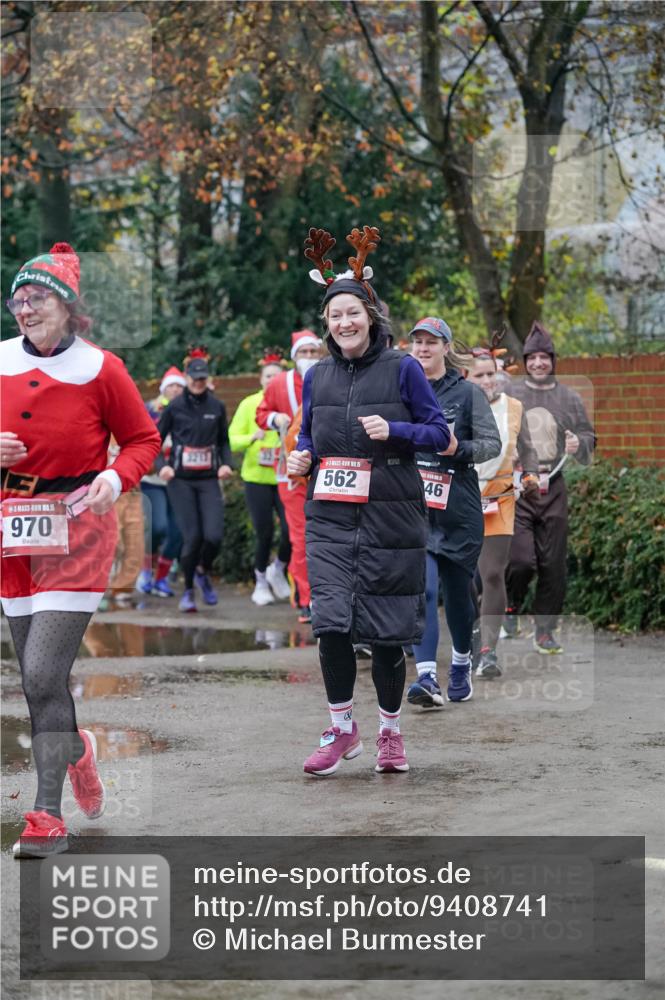 07.12.2025 - St. Pauli X-Mass-Run No. 15 Michael Burmester http://msf.ph/oto/9408741 07.12.2025 09:44:23 Laufen 15, 970, 15, 562, 46 meine-sportfotos.de