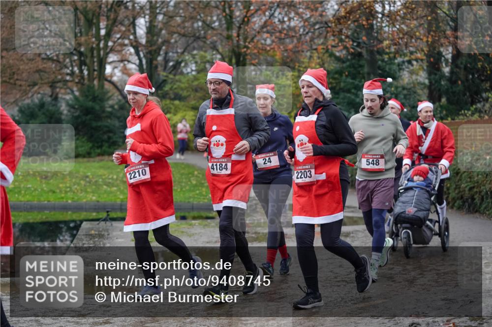 07.12.2025 - St. Pauli X-Mass-Run No. 15 Michael Burmester http://msf.ph/oto/9408745 07.12.2025 11:26:47 Laufen 7, 15, 2210, 15, 4184, 24, 2203, 5, 548 meine-sportfotos.de