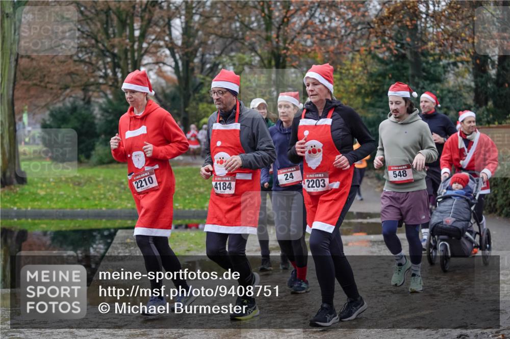 07.12.2025 - St. Pauli X-Mass-Run No. 15 Michael Burmester http://msf.ph/oto/9408751 07.12.2025 11:26:47 Laufen 2210, 4184, 24, 5, 2203, 548 meine-sportfotos.de