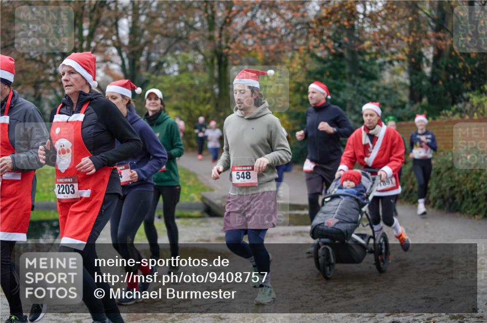 07.12.2025 - St. Pauli X-Mass-Run No. 15 Michael Burmester http://msf.ph/oto/9408757 07.12.2025 11:26:48 Laufen 15, 2203, 548, 189 meine-sportfotos.de