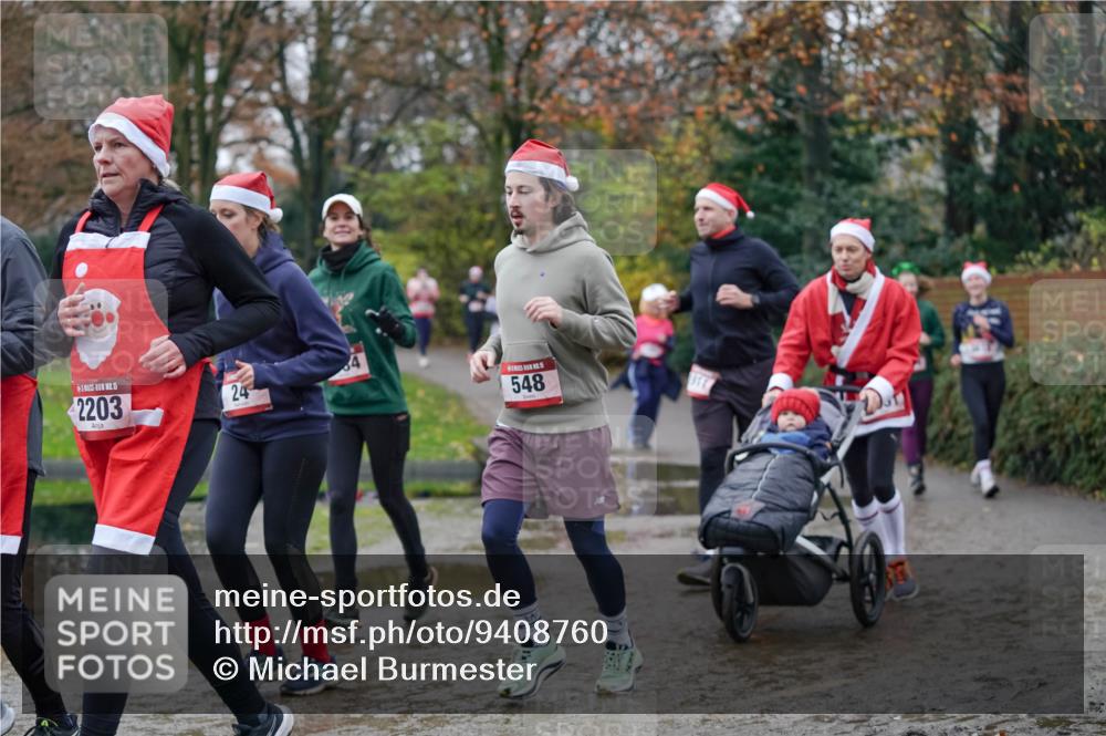 07.12.2025 - St. Pauli X-Mass-Run No. 15 Michael Burmester http://msf.ph/oto/9408760 07.12.2025 11:26:48 Laufen 5, 2203, 24, 548 meine-sportfotos.de