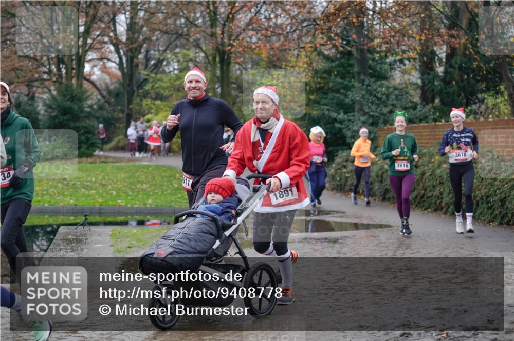 07.12.2025 - St. Pauli X-Mass-Run No. 15 Michael Burmester http://msf.ph/oto/9408778 07.12.2025 11:26:49 Laufen 34, 917, 1891, 3616, 3618 meine-sportfotos.de