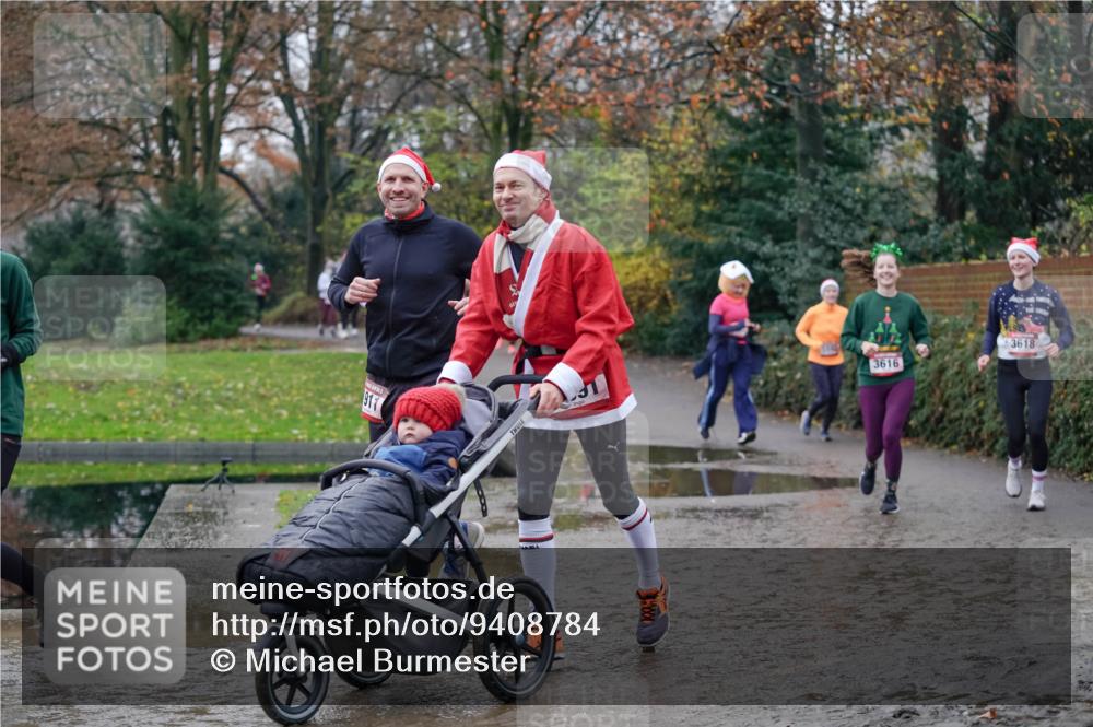 07.12.2025 - St. Pauli X-Mass-Run No. 15 Michael Burmester http://msf.ph/oto/9408784 07.12.2025 11:26:49 Laufen 917, 3616, 3618 meine-sportfotos.de