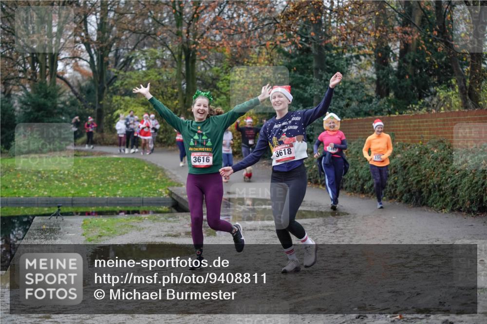 07.12.2025 - St. Pauli X-Mass-Run No. 15 Michael Burmester http://msf.ph/oto/9408811 07.12.2025 11:26:51 Laufen 3616, 3618, 1467, 155 meine-sportfotos.de