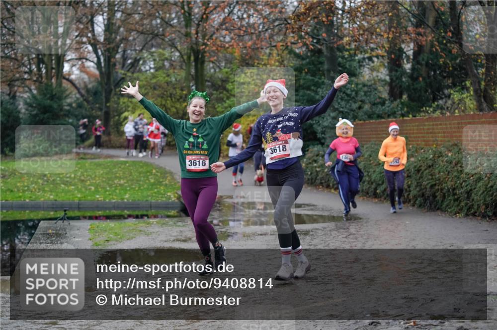 07.12.2025 - St. Pauli X-Mass-Run No. 15 Michael Burmester http://msf.ph/oto/9408814 07.12.2025 11:26:51 Laufen 3616, 3618, 146 meine-sportfotos.de