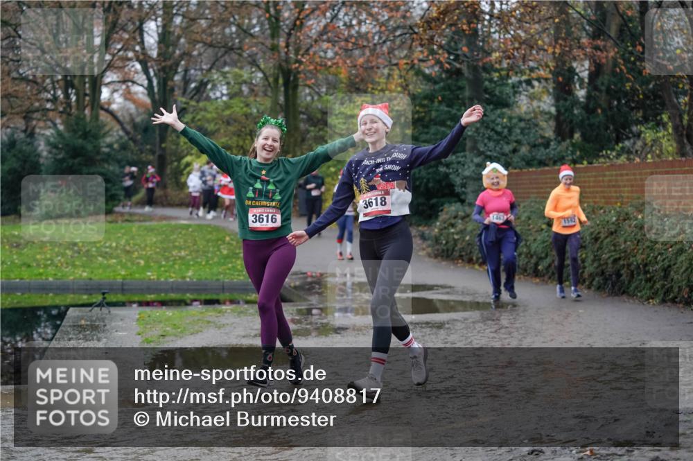 07.12.2025 - St. Pauli X-Mass-Run No. 15 Michael Burmester http://msf.ph/oto/9408817 07.12.2025 11:26:51 Laufen 3616, 3618, 1542 meine-sportfotos.de
