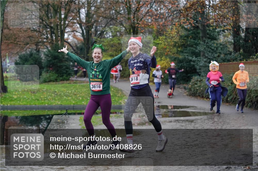 07.12.2025 - St. Pauli X-Mass-Run No. 15 Michael Burmester http://msf.ph/oto/9408826 07.12.2025 11:26:52 Laufen 3616, 3618, 1467, 1592 meine-sportfotos.de