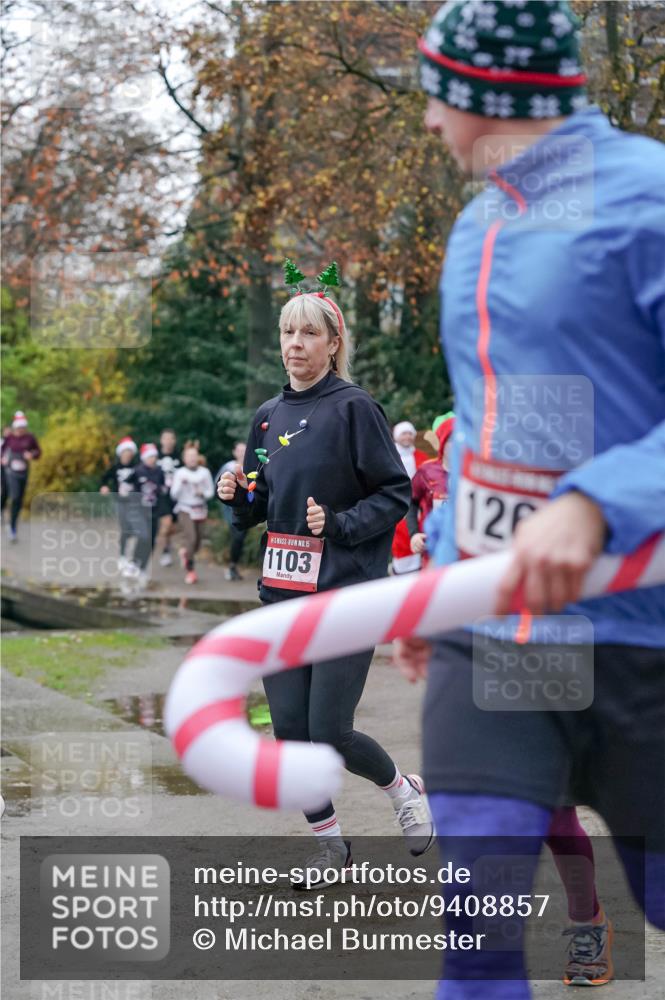 07.12.2025 - St. Pauli X-Mass-Run No. 15 Michael Burmester http://msf.ph/oto/9408857 07.12.2025 09:44:33 Laufen 15, 1103, 12 meine-sportfotos.de