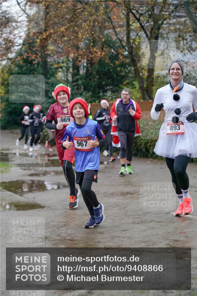 07.12.2025 - St. Pauli X-Mass-Run No. 15 Michael Burmester http://msf.ph/oto/9408866 07.12.2025 09:44:34 Laufen 969, 15, 967, 15, 893 meine-sportfotos.de