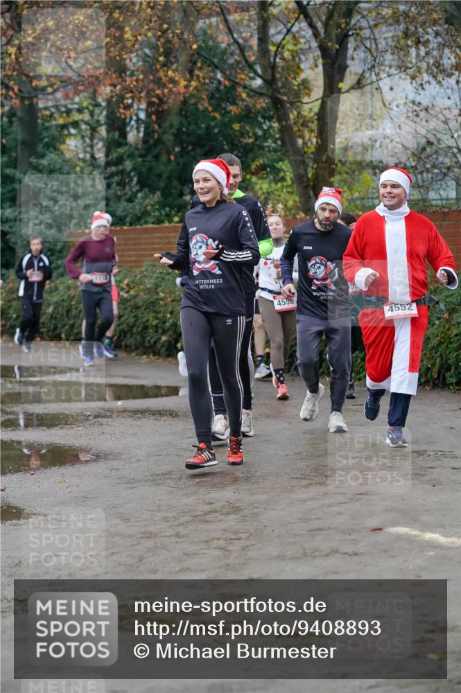 07.12.2025 - St. Pauli X-Mass-Run No. 15 Michael Burmester http://msf.ph/oto/9408893 07.12.2025 09:44:37 Laufen 4550, 4552 meine-sportfotos.de