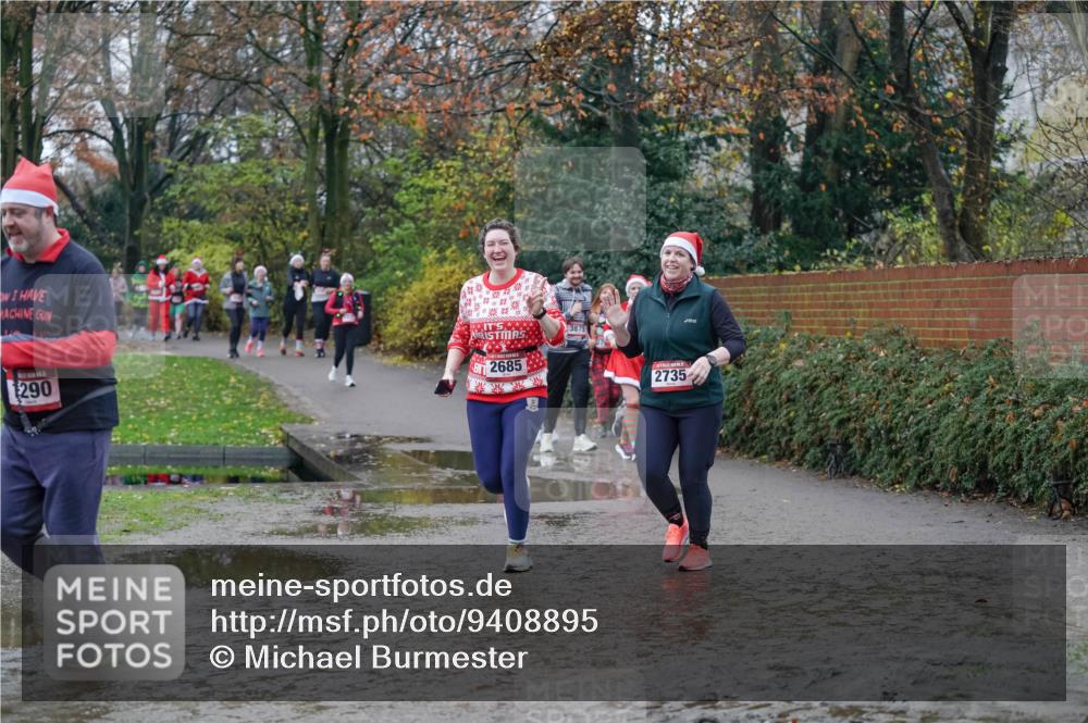 07.12.2025 - St. Pauli X-Mass-Run No. 15 Michael Burmester http://msf.ph/oto/9408895 07.12.2025 11:27:02 Laufen 290, 2685, 3875, 2735 meine-sportfotos.de