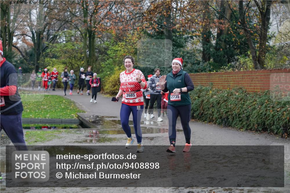 07.12.2025 - St. Pauli X-Mass-Run No. 15 Michael Burmester http://msf.ph/oto/9408898 07.12.2025 11:27:02 Laufen 2685, 2735 meine-sportfotos.de
