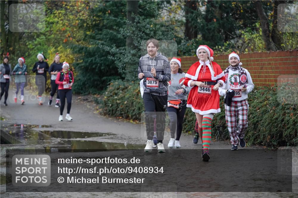 07.12.2025 - St. Pauli X-Mass-Run No. 15 Michael Burmester http://msf.ph/oto/9408934 07.12.2025 11:27:06 Laufen 3875, 3003, 3446, 95 meine-sportfotos.de