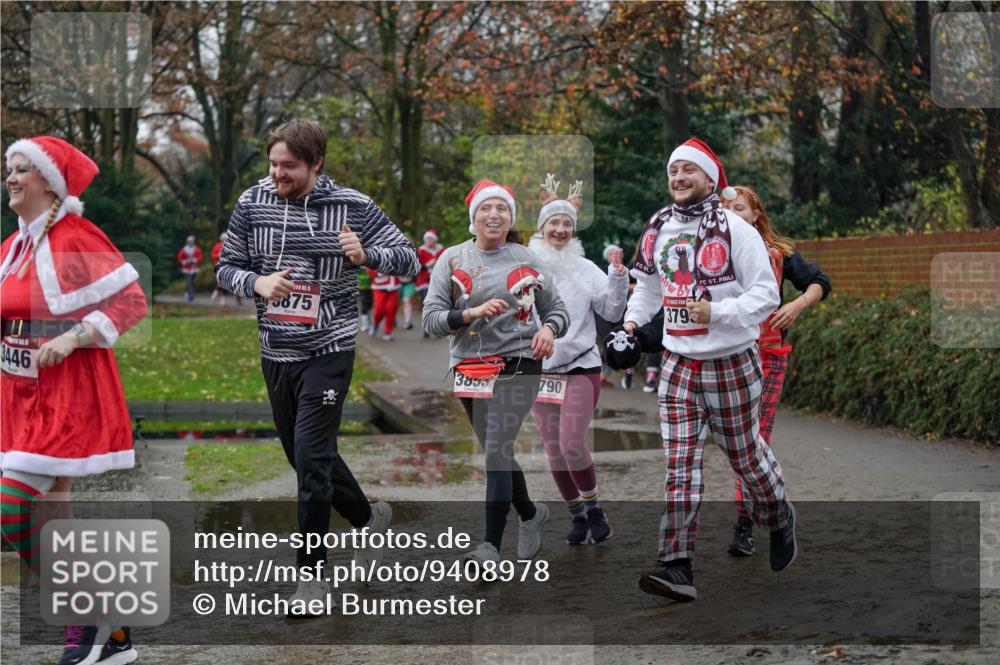 07.12.2025 - St. Pauli X-Mass-Run No. 15 Michael Burmester http://msf.ph/oto/9408978 07.12.2025 11:27:09 Laufen 3446, 15, 5875, 383, 790, 3793 meine-sportfotos.de